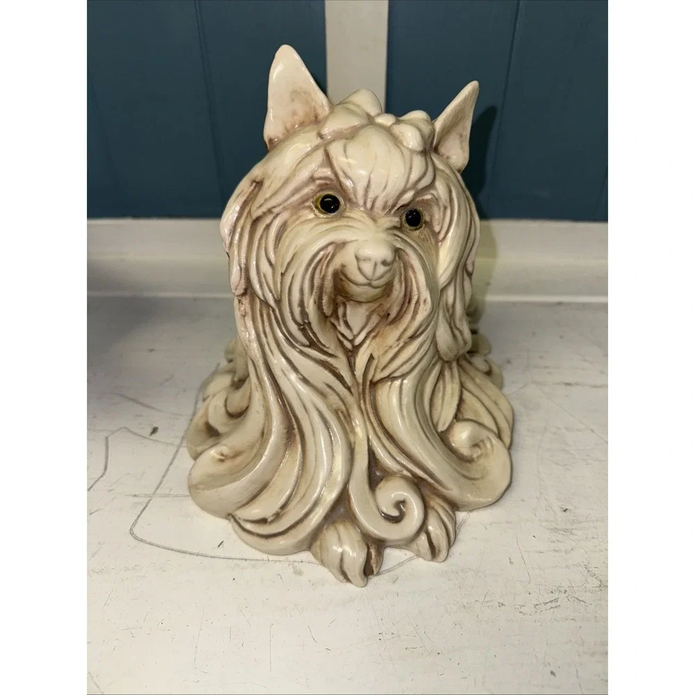KAY FINCH CALIFORNIA POTTERY‎ Yorkie DOG FIGURINE Sitting POSE Yorkshire Terrier